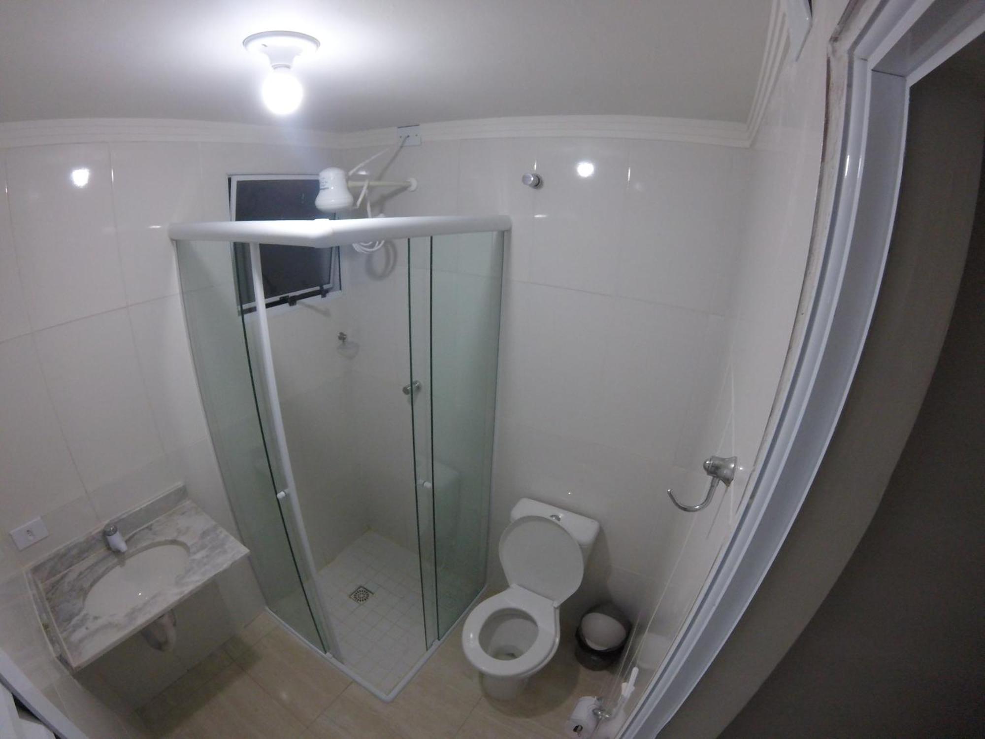 Pousada Praia Cia, Piscina, Centro, Estacionamento, Wifi, Saida Ate As 16H Bertioga Room photo
