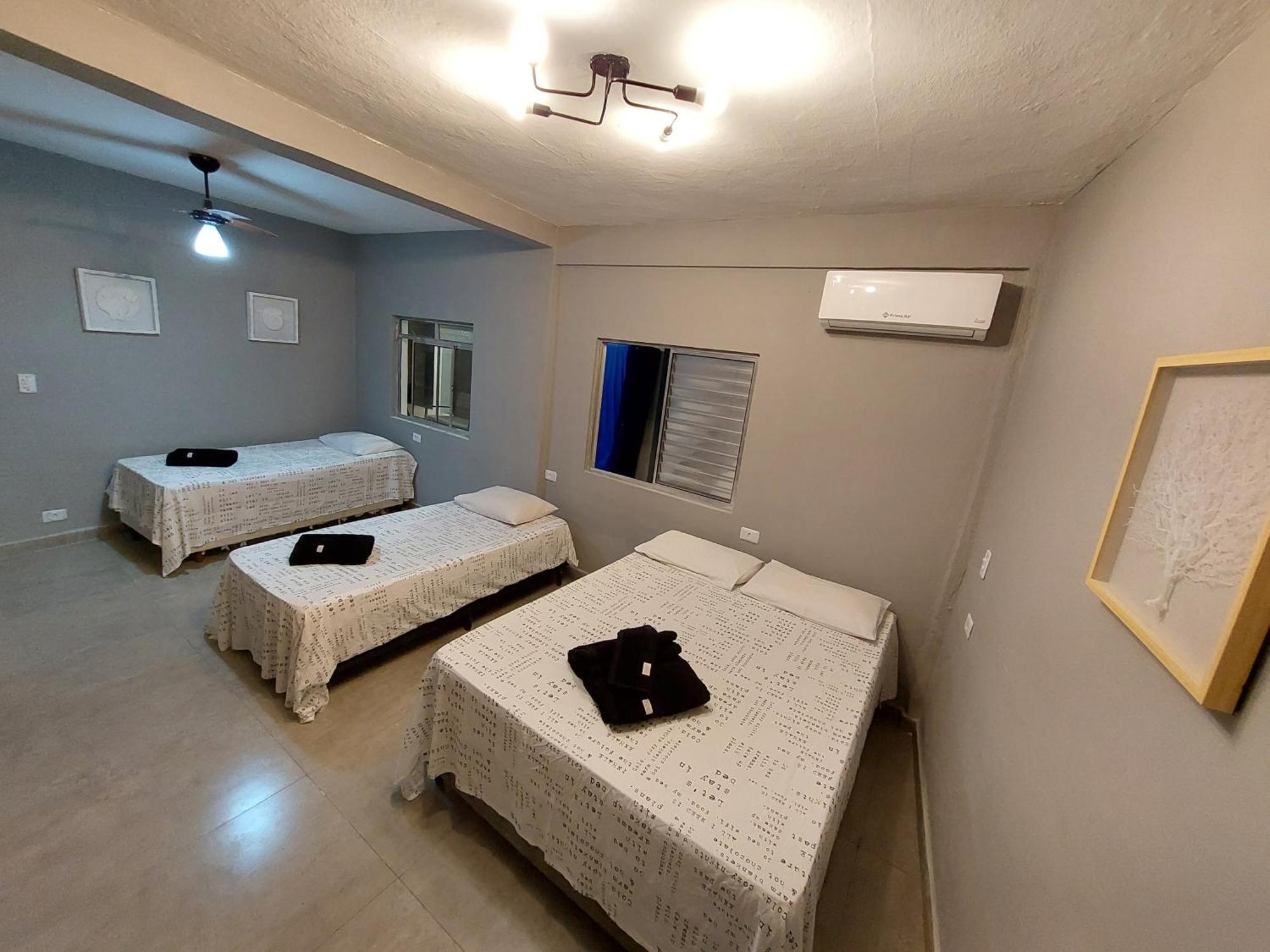 Pousada Praia Cia, Piscina, Centro, Estacionamento, Wifi, Saida Ate As 16H Bertioga Room photo